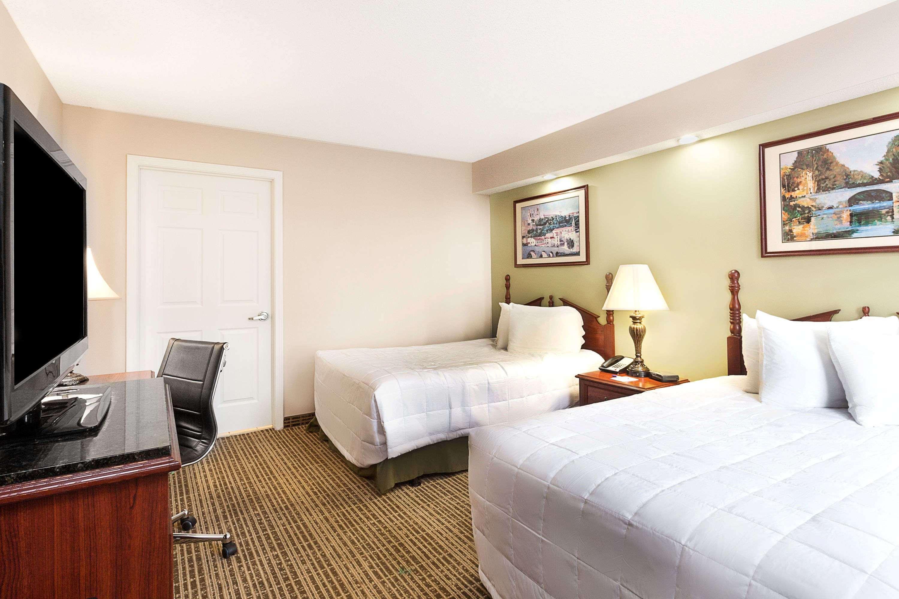 Baymont By Wyndham Tullahoma Hotel Luaran gambar