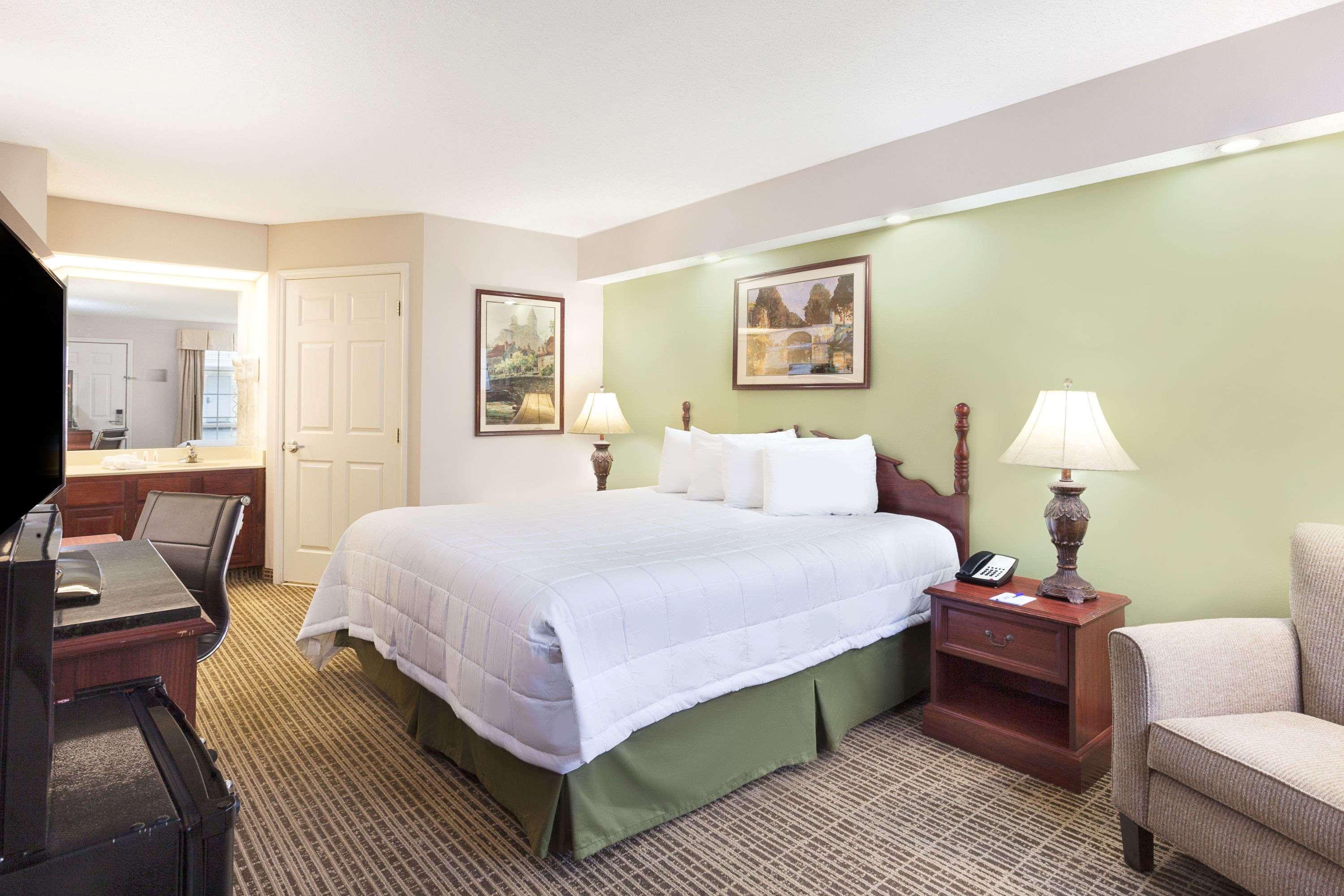 Baymont By Wyndham Tullahoma Hotel Luaran gambar